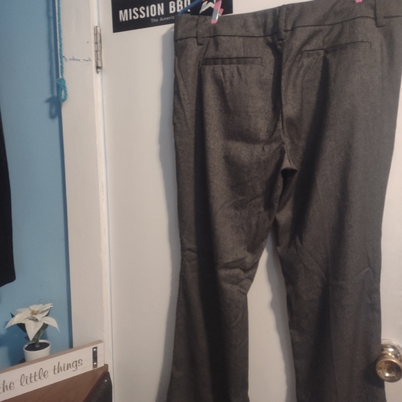 Dress pants - Picture 2 of 6